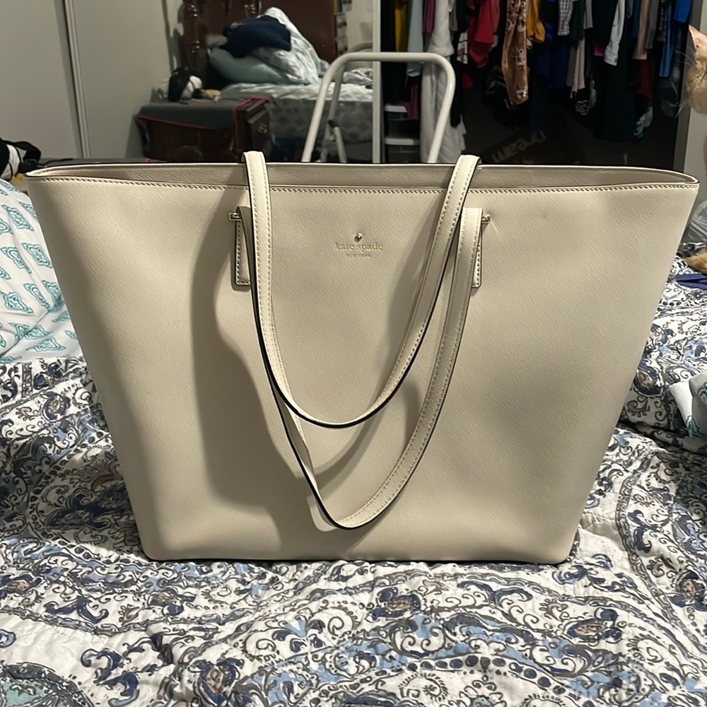 Cream Over Shoulder Large Kate Spade Purse